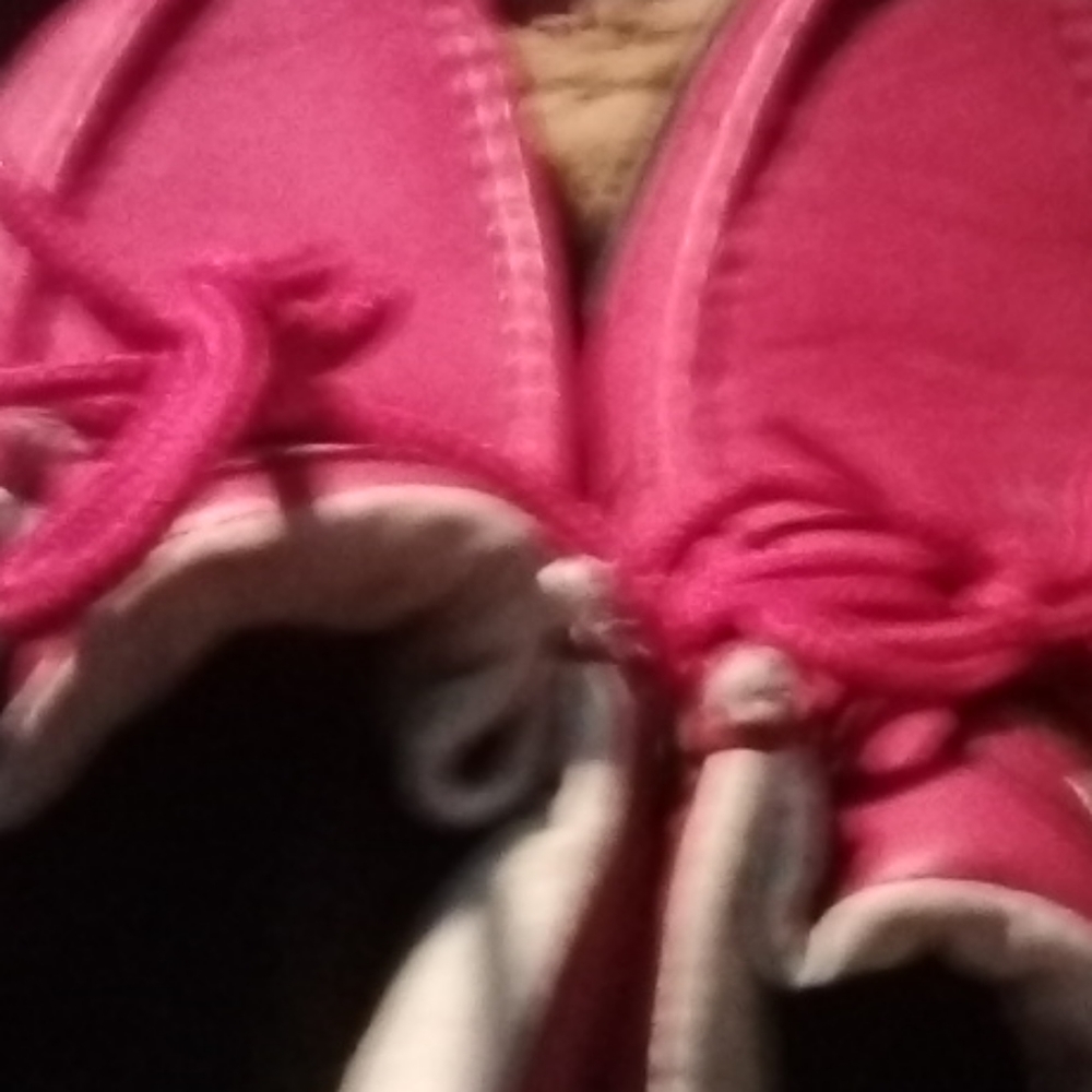 Shoes - Picture 3 of 4